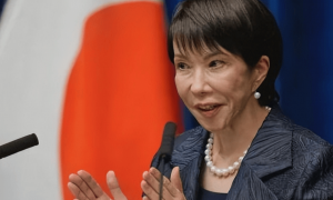 闯下大祸没法收场，高市早苗开始慌了，日本想和解，却抱怨中方不接电话