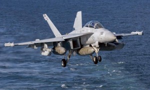 美军劫持了一艘巨型油轮，成功抢走110万桶石油，委方愤怒谴责：国际海盗行为！